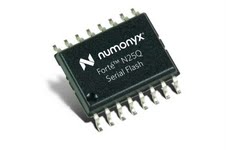 65nm 多路輸入輸出串行閃存