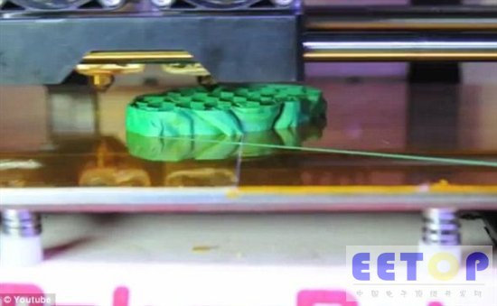3D打印機打印星戰尤達大師 模型細節驚人