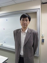 圖說(shuō)：飛思卡爾市場(chǎng)行銷(xiāo)暨業(yè)務(wù)發(fā)展經(jīng)理劉聰雄認(rèn)為，智慧手表與行動(dòng)醫(yī)療結(jié)合的應(yīng)用將愈來(lái)愈受到市場(chǎng)青睞，成為ICT業(yè)者未來(lái)發(fā)展重點(diǎn)。