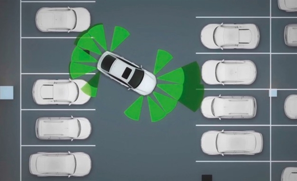 自動泊車算啥 福特將推自動駛出車位功能